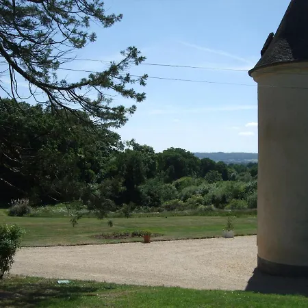 B&B Chateau De La Ville-hue Guer
